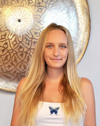Porträt von Lea Julia Salvi